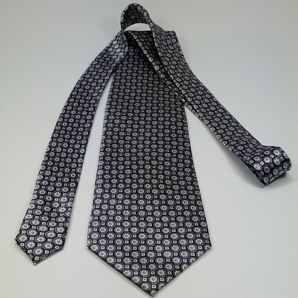 Pierre Cardin Beautiful Classic 100% Silk Tie - Picture 6 of 7
